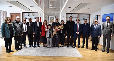 Başkan Gökhan, CHP heyetini makamında ağırladı