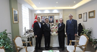 Çanakkale Serbest Muhasebeci Mali Müşavirler Odası Vali İlhami Aktaş'ı ziyaret etti