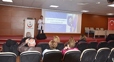Devlet Hastanesi’nde diyabet eğitimleri verildi