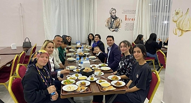 Kaymakam Göktaş, yurt öğrencileriyle iftarda buluştu