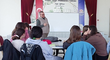 Lapseki Belediyesi'nden öğrencilere matematik kursu