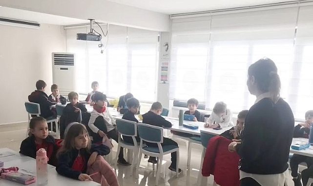 Öğrencilerden kütüphaneye ziyaret