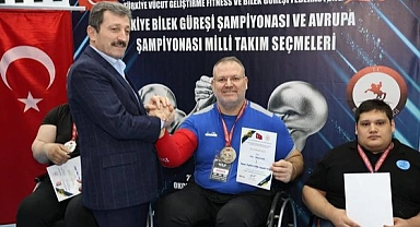 Ümit Burunlular Türkiye ve Avrupa Bilek Güreşi şampiyonu!