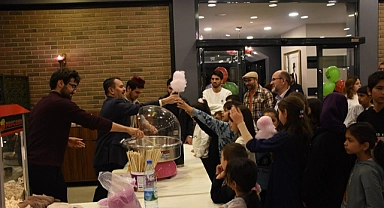 Vali Aktaş Dünya Yetimler Günü’nde yetim çocuklarla bir araya geldi