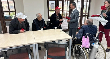 Vali Aktaş’tan Huzurevi ziyareti