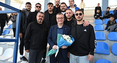 Alper Şen ve Meclis Üyesi Levent Şahin, Bigaspor'un maçını tribünde izledi