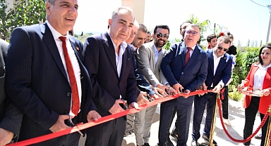 Arslan, Monalisa Hotels açılışında bulundu