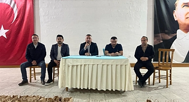 Ayvacık Belediyesi personeli, bayram öncesi bir araya gelerek bayramlaştı