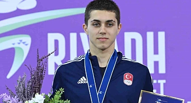Bakan Aşkın Bak’tan Doruk Erolçevik için tebrik mesajı yayımladı