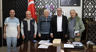 Bayramiç Belediyesi'nde tebrik ziyareti