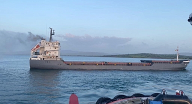 Çanakkale Boğazı'nda kuru yük gemisinde yangın