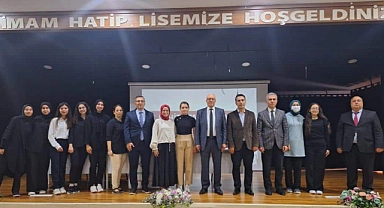 Çanakkale'de Cengiz Aytmatov konulu il paneli yapıldı