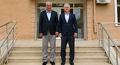 Çanakkale Milletvekili İsmet Güneşhan, Kavakköy Belediye Başkanı Necati Kopça'yı ziyaret etti