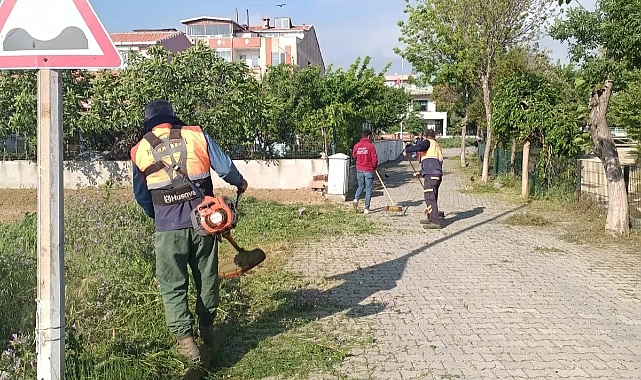 Eceabat Belediyesi'nden temizlik ve bakım çalışmaları