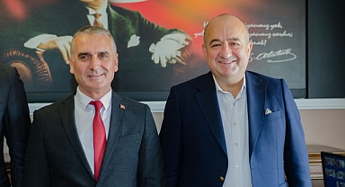 Evreşe Belediye Başkanı Hakkı Uysal göreve başladı