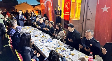 Jülide İskenderoğlu, şehit ve gazi aileleri iftar programında buluştu