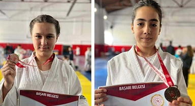 Kütahya'da okul sporları judo müsabakasında üçüncülük kazanıldı