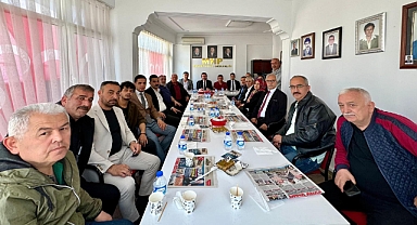 MHP Çanakkale İl Başkanlığı, teşkilat ve vatandaşlar ile bayramlaşma programını gerçekleştirdi