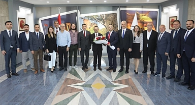 Turizmcilerden Vali Aktaş’a ziyaret