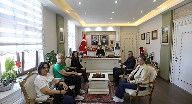 Vali Aktaş’a Eceabat Kadın Emeği Tarımsal Kalkınma Kooperatifi ziyareti