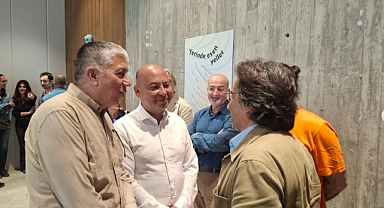 "Yerinde Esen Yeller" sergisi açıldı