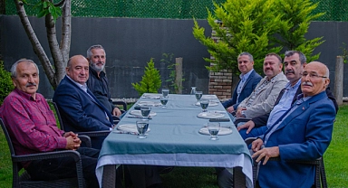 AK Parti'de  dikkat çeken  buluşma merak uyandırdı