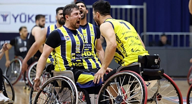Bakan Aşkın Bak, Fenerbahçe Göksel Çelik takımı için tebrik mesajı yayımladı