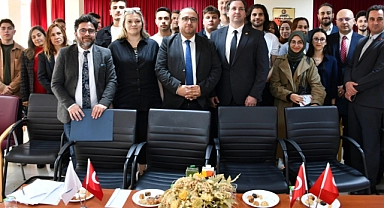 ÇOMÜ’de ‘’Ekonomi ve Finans Eğitim Paneli’’