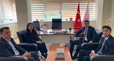 Göktaş ve eşi, ilçe hastanesi yöneticilerini ziyaret etti