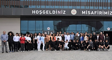 Hastaneye çocukların eli değdi