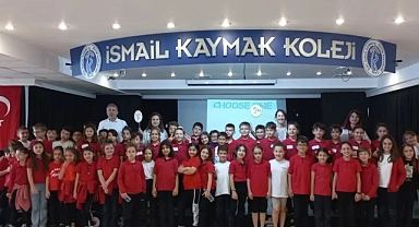 İsmail Kaymak Koleji öğrencileri Mystery Box oyunuyla sahnedeydi