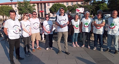 Öğretmen Sendikası'ndan özel sektör öğretmenleri için otuma eylemi