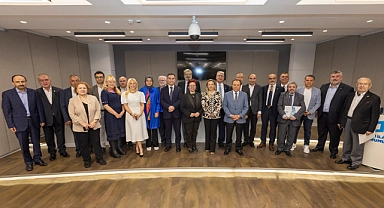‘’Sadece ‘haydi birleşilsin’ demekle de çözüm üretilemiyor’’