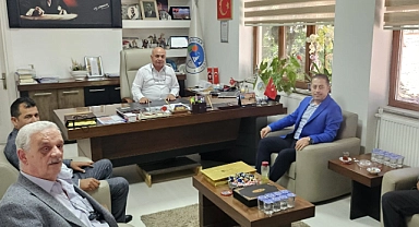Ünal Özcan’dan tebrik ziyareti