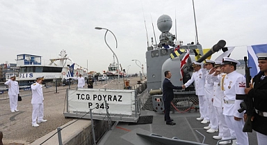 Vali Aktaş, TCG Poyraz Gemisini ziyaret etti