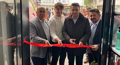 Yenice'de yeni kuaför açıldı