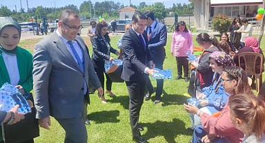 Yenice Engelsiz Yaşam Merkezi'ne Kaymakam Göktaş'ın ziyareti