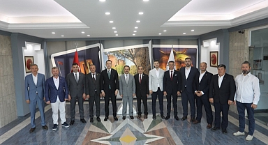 AK Parti heyetinden Vali Aktaş'a ziyaret