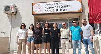Ali Haydar Önder Anadolu Lisesi'ne ödülleri takdim edildi
