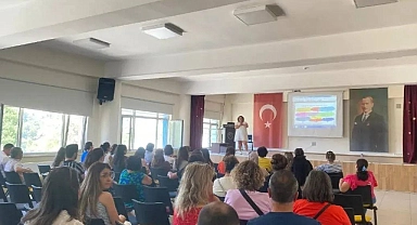 Ayvacık İlçe Sağlık Müdürlüğü'nden öğretmenlere sağlık semineri