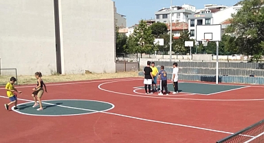 Barbaros Muhtarlık Parkı'nda yenileme çalışmaları
