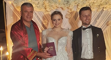 Başkan Elbi nikah kıydı