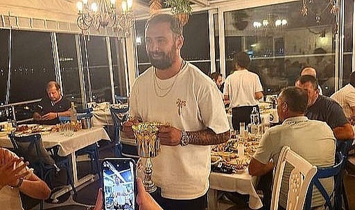 Mert Kılıçkaya kramponlarını astı