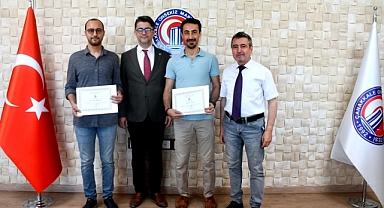 Rektör Erenoğlu, YBB Kalite Geliştirme Ödülleri’ni takdim etti