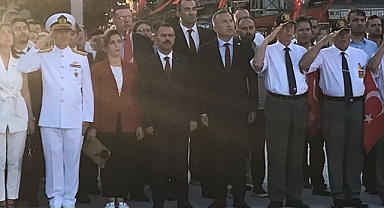 15 Temmuz Demokrasi ve Milli Birlik Günü anma etkinlikleri Cumhuriyet Meydanı'nda gerçekleşti