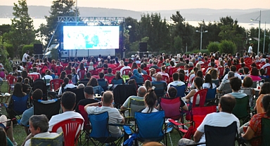 Açık Hava Sinema Geceleri başladı