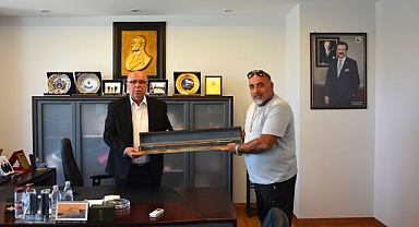 Antrenör Yazıcı'dan Başkan Deniz'e ziyaret