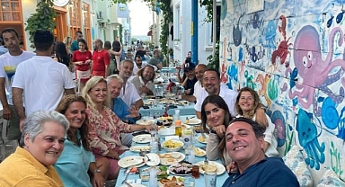 Ata Demirer yeni yaşını Bozcaada'da kutladı