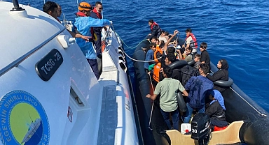 Ayvacık açıklarında 22 düzensiz göçmen yakalandı