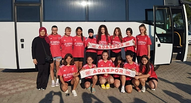 Biga Ada Spor kız voleybol takımı Erdek kampına başladı